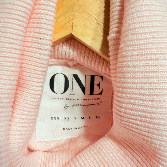 One Teaspoon Sleeveless Pink Turtleneck Sweater ROMPER NWOT - Picture 9 of 10